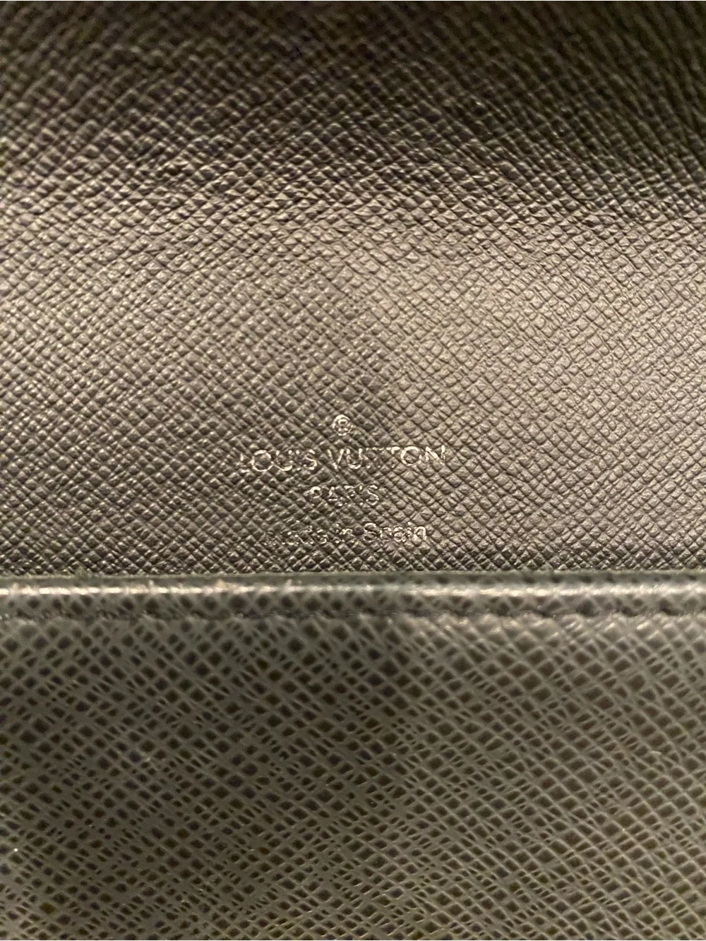 Louis Vuitton Black Taiga Leather Selenga Clutch